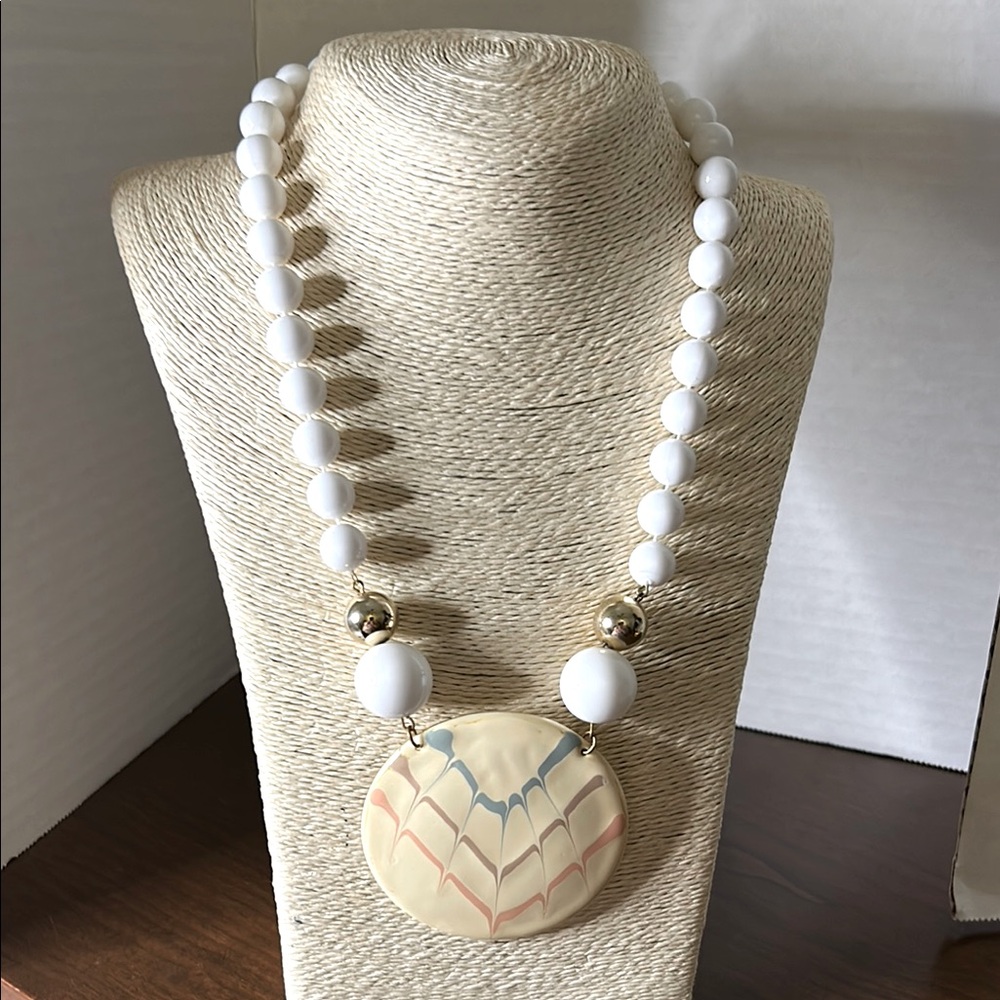 Vintage acrylic beaded necklace white gold tone cream multicolor pendant retro